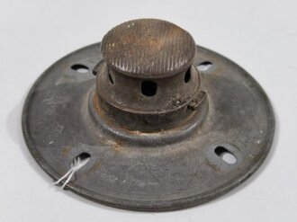 1. Weltkrieg, Teller für die Spitze einer Pickelhaube für Mannschaften, Eisen, original feldgrau lackiert.