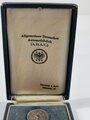 Allgemeiner Deutscher Automobilclub ( ADAC ) Verdienstmedaille für sportliche Organisation in silber mit Ehrennadel im Etui. Guter Zustand, im Etui