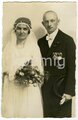 Hochzeitsfoto eines Badischen Trägers des Eisernen Kreuzes 1. Klasse 1914 im Postkartenformat