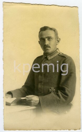 1.Weltkrieg, feldgrauer Träger Eisernes Kreuz 1.Klasse 1914 , Foto im Postkartenformat