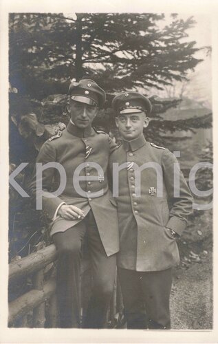1.Weltkrieg, feldgraue Träger Eisernes Kreuz 1.Klasse 1914 , Foto im Postkartenformat