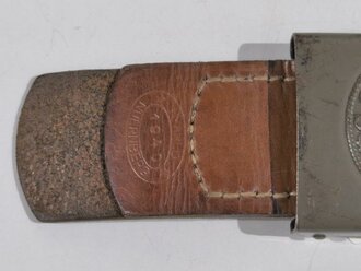 Heer, Koppelschloss aus Eisen an Lederzunge von 1940. Getragenes Stück in gutem Zustand
