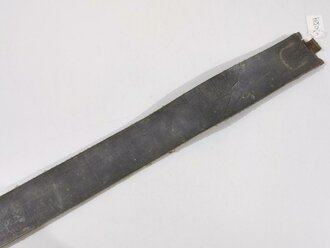 Koppelriemen Wehrmacht aus Ersatzmaterial, ungereinigtes Stück, Gesamtlänge 89cm