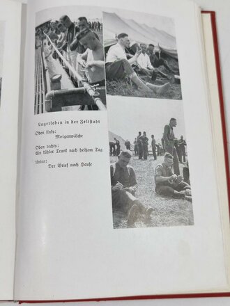 "Der Kongress zu Nürnberg 1934" Offizieller Bericht über den Verlauf des Reichsparteitages mit sämtlichen reden. Vorsatzblatt mit leichter Beschädigung