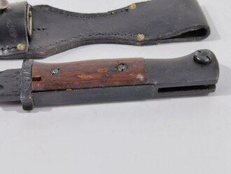 Seitengewehr M84/98 ( für K98) Nicht nummerngleiches Stück in REPRO Koppelschuh