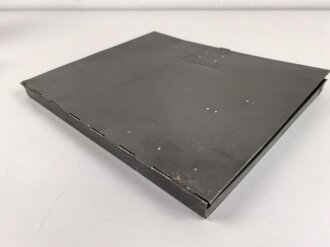 Luftwaffe "Behälter für Navigations- Lehr- und Übungsgerät Fl 98000. Guter Zustand, Originallack