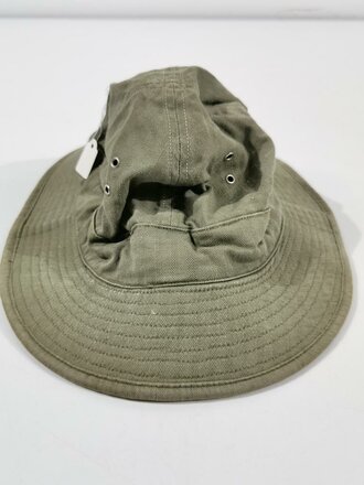 U.S. WWII, USMC United States Marine Corps, M-1941 Jungle Hat ("Boonie Hat"/"Daisy Mae Hat"), HBT Herringbone Twill, used example
