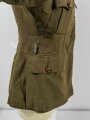 Canada WWII, CRCC Canadian Red Cross Corps, Women´s Service Jacket, Defence Medal and Canadian War Medal 1939-1945 come with the tunic