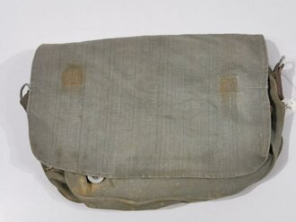 Brotbeutel für weibliches Personal der Deutschen Wehrmacht. getragen, guter Zustand