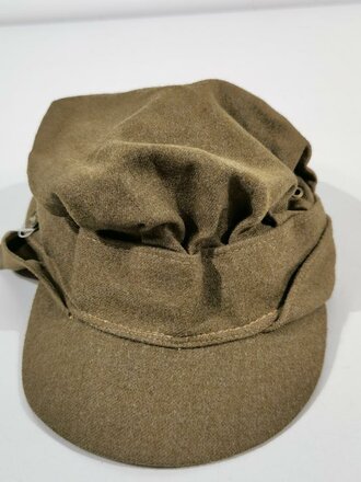 British WWII, ATS Auxiliary Territorial Service, Peaked Service Cap, used, storm strap and insignia are missing