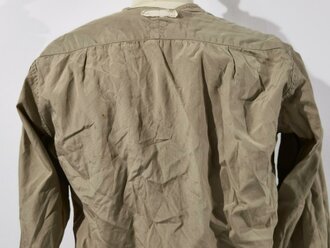 U.S. most likely WWII, Women´s Khaki Shirt with detachable collar, used