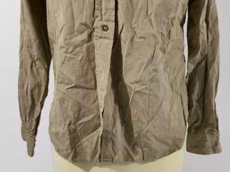 U.S. most likely WWII, Women´s Khaki Shirt with detachable collar, used