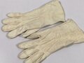 U.S. WWII?, maybe WAC Women´s Army Corps, white chamois gloves "Almonized Beautyskin", Size 7, good condition