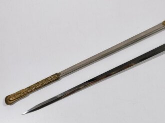 U.S. Army, Presentation Officer´s Sword with Scabbard, Model 1860, Blade Etching "Capt. J. G. Frothingham 1869-1887", made by Bent & Bush Boston Massachusetts, Blade 79 cm (31")  total 99 cm, good condition. Original ?