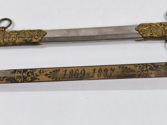 U.S. Army, Presentation Officer´s Sword with Scabbard, Model 1860, Blade Etching "Capt. J. G. Frothingham 1869-1887", made by Bent & Bush Boston Massachusetts, Blade 79 cm (31")  total 99 cm, good condition. Original ?