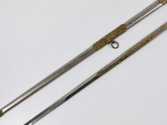 U.S. Army, Presentation Officer´s Sword with Scabbard, Model 1860, Blade Etching "Capt. J. G. Frothingham 1869-1887", made by Bent & Bush Boston Massachusetts, Blade 79 cm (31")  total 99 cm, good condition. Original ?