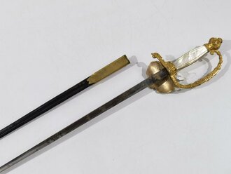U.S. Civil War, Officers´s Sword with leather Scabbard and mother of pearl Grip, Blade 77 cm (30") total 91 cm (36"), good condition, scabbard 2 times broken