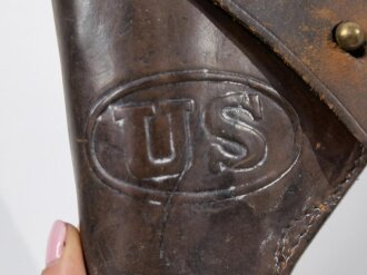 U.S. WWI, AEF Leather Holster M1909  for Revolver M1917, "G.&K 1918 A.G.", dated 1918, ca. 32  x 14 x 5 cm, very good condition