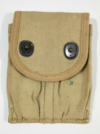 U.S. WWI, Model 1918 AEF Double/Twin Magazine Pouch for Colt M1911, "P.B. & CO", dated Jan. 1918, 14 x 10 x 2 cm, good condition