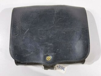 U.S. Civil War, Henry Cartridge Box/Pouch .44, No. 1, 24 belt loops inside, black leather, ca. 14 x 17 x 4 cm, good used condition
