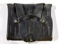 U.S. Civil War, Henry Cartridge Box/Pouch .44, No. 1, 24 belt loops inside, black leather, ca. 14 x 17 x 4 cm, good used condition