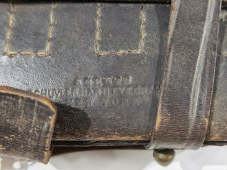 U.S. Army, M1870 Cartridge Box/Pouch for 30 Cartridges "PAT.NOV.15.1870", "AGENTS SCHUYLER, HARTLEY & GRAHAM NEW YORK",ca. 9 x 20 x 5 cm, used good condition