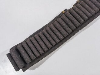 U.S. Army Indian Wars/Spanish American War, Cartridge Belt with stamped Mills M1881 H-Buckle and Loops for 45 Cartridges, Buckle 8  x 7 cm, Belt possibly not matching to Buckle, very good condition