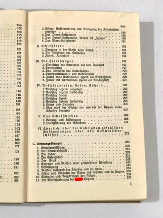 "HJ im Dienst" Ausbildungsvorschrift für die Ertüchtigung der Deutschen Jugend. 352 Seiten, guter Zustand