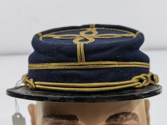 U.S. Civil War, CSA Confederate Infantry Officer´s Cap Kepi for Captain with quatrefoil on the crown, visor buttons with confederate eagle, used condition, moth holes