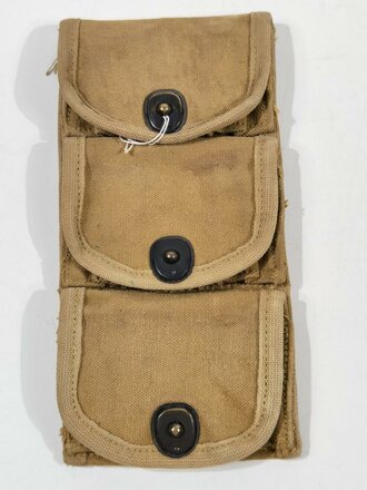 U.S. WWI, AEF M1917 revolver Half Moon Clip 3 Pocket Pouch for .45 cal, "R.F.H.", used good condition