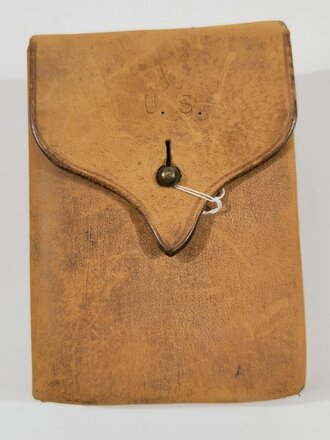 Double Leather Magazine Pouch, dated 1902, Most likely not an original item