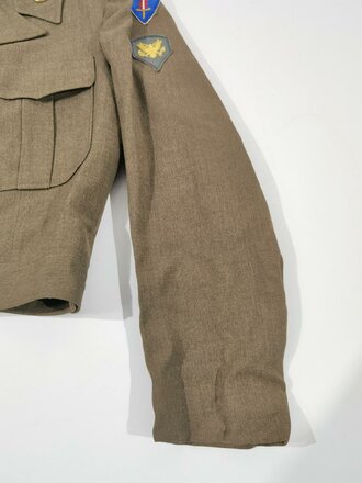 U.S. after WWII, Ike jacket  size 38R, US forces in europe patch. Good condition, Schulterbreite: 45 cm Armlänge: 64 cm