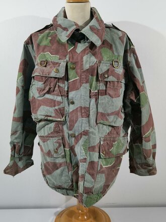 Bundeswehr, Tarnjacke Modell 1956, stark getragenes...