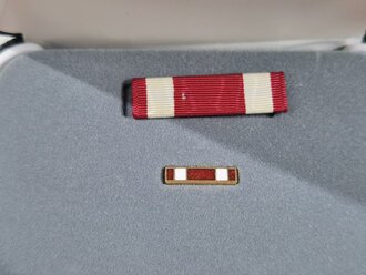 U.S. Meritorious Service medal, set in very good condition