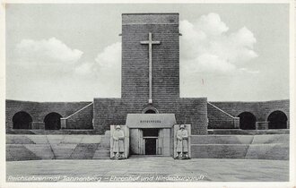 Fotopostkarte "Reichsehrenmal Tannenberg - Ehrenhof...