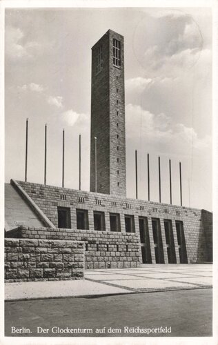 Fotopostkarte "Berlin. Der Glockenturm auf dem Reichssportfeld"