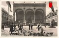 Fotopostkarte "München. Feldherrenhalle, Taubenfütterung"