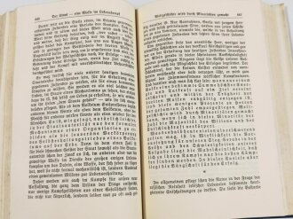 Adolf Hitler " Mein Kampf" Blaue Ganzleinenausgabe im Schutzumschlag. Leichter Wasserschaden, kellergeruch, direkt aus Privathaushalt