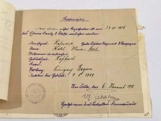 Preußen,  Verleihungsurkunden für einen Angehörigen im Garde Füslier Regiment Berlin.Verwundetenabzeichen schwarz, Eisernes Kreuz 2.Klasse 1914 sowie Ehrenkreuz für Frontkämpfer. Am Rand zusammengeklebt