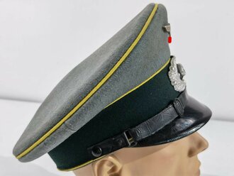 Heer, Schirmmütze für Mannschaften der Nachrichtentruppe. getragenes Stück in gutem Zustand