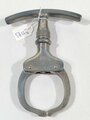 U.S. police "The Iron Claw", Serial No. 1076, Handcuff/Nipper/Twist/Wrist Restraint, Argus MFG Co, since 1934, good condition