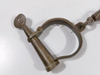 Civil war and Sheriffs 1880 hand cuffs , Iron, 7 x 10 cm,...