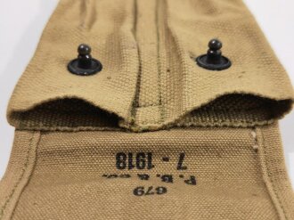 U.S. Army WWI, AEF Ammunition Pouch M1918 for . 45 automatic pistol, "679 P.B. & Co. 7 - 1918", vgc, the "USMC" stenceling is most likely  modern added