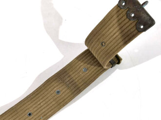 U.S. Army WWI, AEF Enlisted Garrison Belt M1917 with two rifle clip pockets for single M1903 clips, good condition