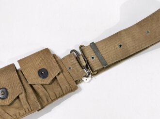 U.S. Army WWI, AEF Enlisted Garrison Belt M1917 with two rifle clip pockets for single M1903 clips, good condition