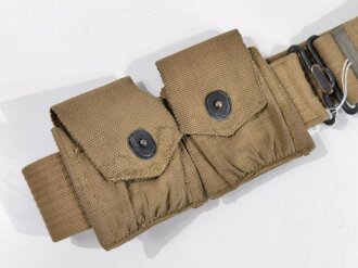 U.S. Army WWI, AEF Enlisted Garrison Belt M1917 with two rifle clip pockets for single M1903 clips, good condition