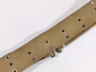 U.S. Army, Green M1910 Revolver Cartridge Belt with four pockets for cal .45, eagle snap, good condition