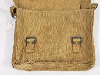 U.S. most likely WWI era Mills manufactured Haversack similar to British 1908 pattern.,"109. U.S. Inf"  Stamp,  29 x 25 x 5 cm, good condition