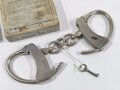 U.S. Police Pair of Handcuffs "The Mattatuck Hand and Leg Irons" incl. key, patended 1904, vgc