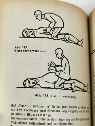 "Amtliches Unterrichtsbuch über Erste Hilfe", Richard Krueger, 263 Seiten, 6. Auflage 1939, gebraucht, DIN A5